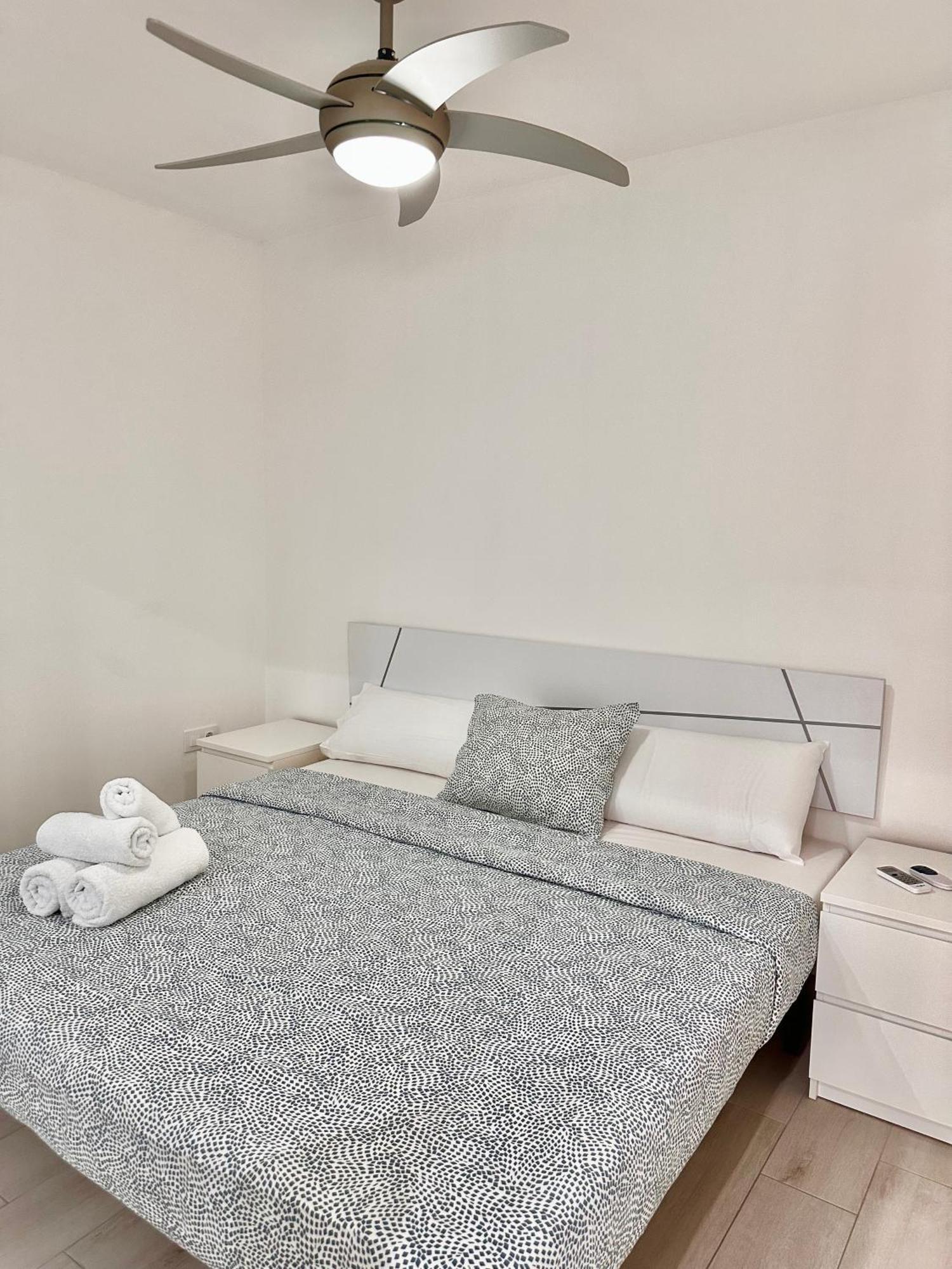 Apartamento Costero, Los Abrigos. Exterior photo